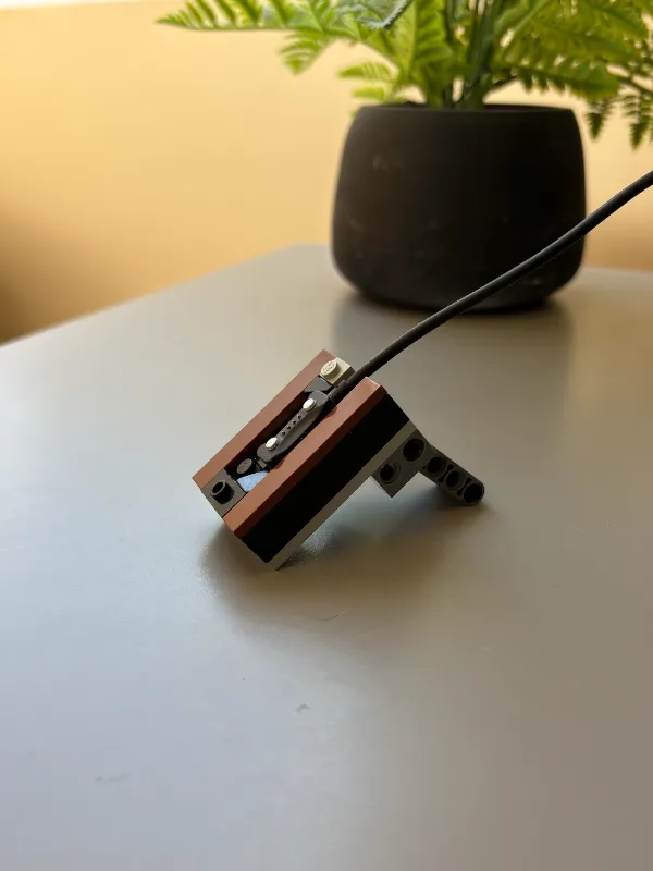 Support de montre en Lego sans montre