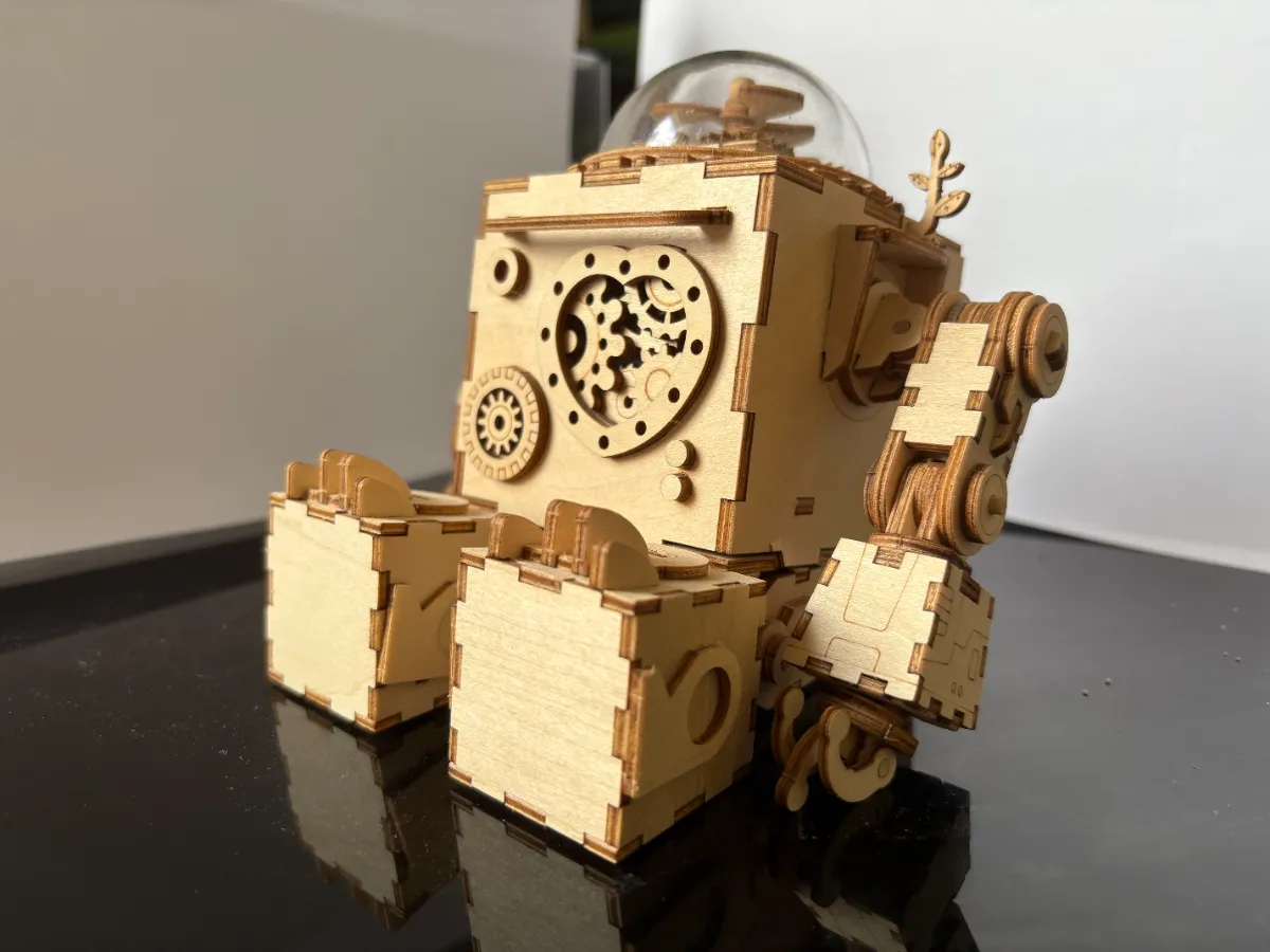 Robot en bois